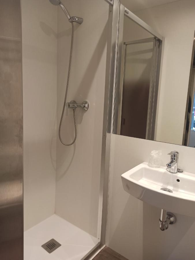 Bearan Bar & Rooms Пампона Екстериор снимка